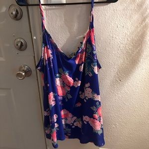 Summer sleeveless top